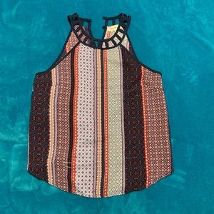 Patterned red and navy tank